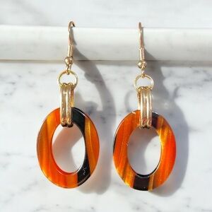 ✨New! Elegant Gold and Black Hoop Earrings